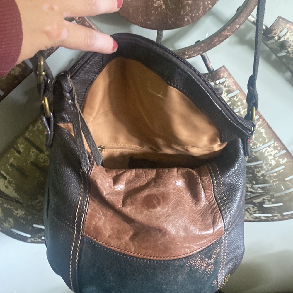 Women's Two-Tone Brown Leather Crossbody Bag - Picture 6 of 8